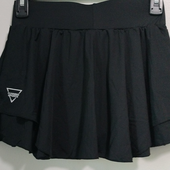 Running Sport double layer skort size S - Picture 4 of 16